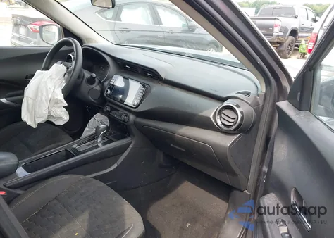 2021 Nissan Kicks Sv Xtronic Cvt z USA, uszkodzony, nr VIN 3N1CP5CV3ML470158